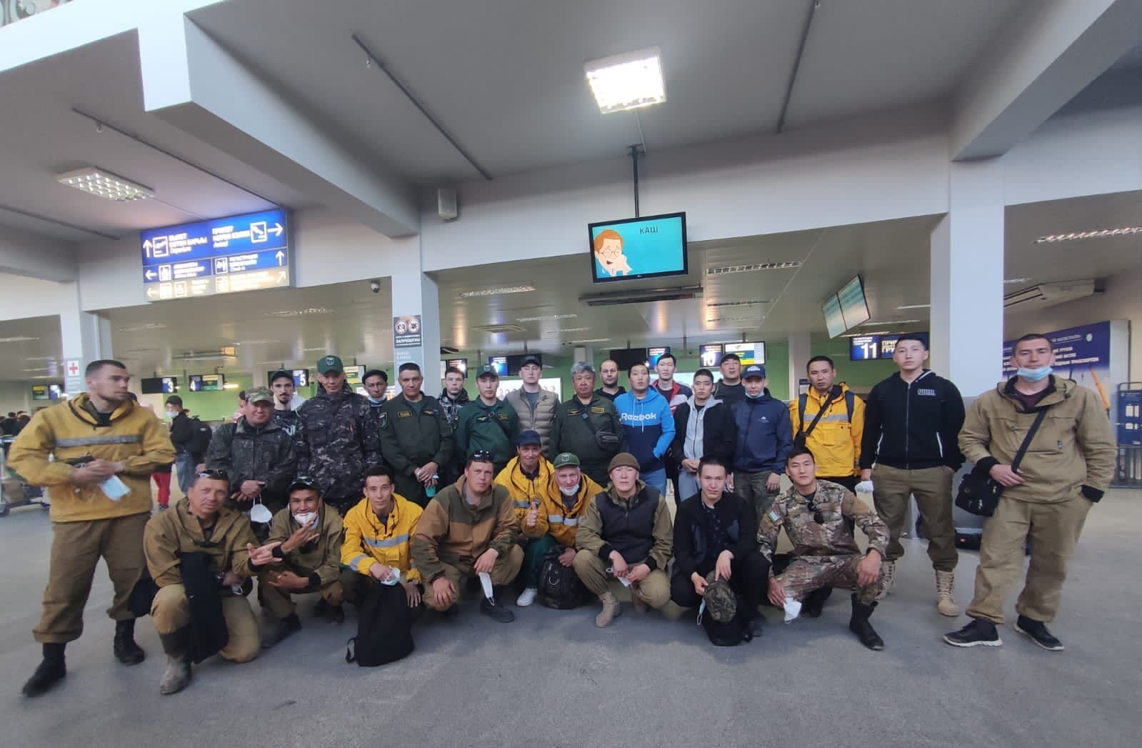 50 десантников-пожарных вылетели из Якутии в Иркутск на тушение лесных пожаров