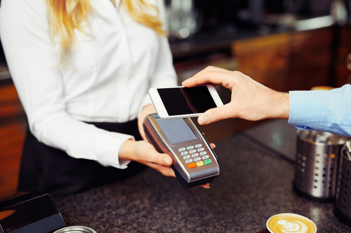 Оплату с помощью NFC в системе быстрых платежей начнут тестировать с 1 июня