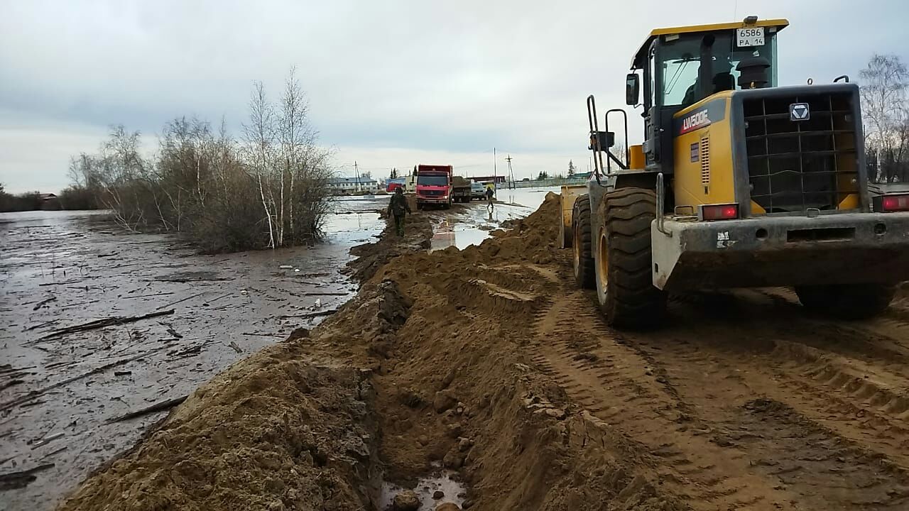 Спад воды на реке Лене ожидают в ближайшие дни в Намском районе Якутии