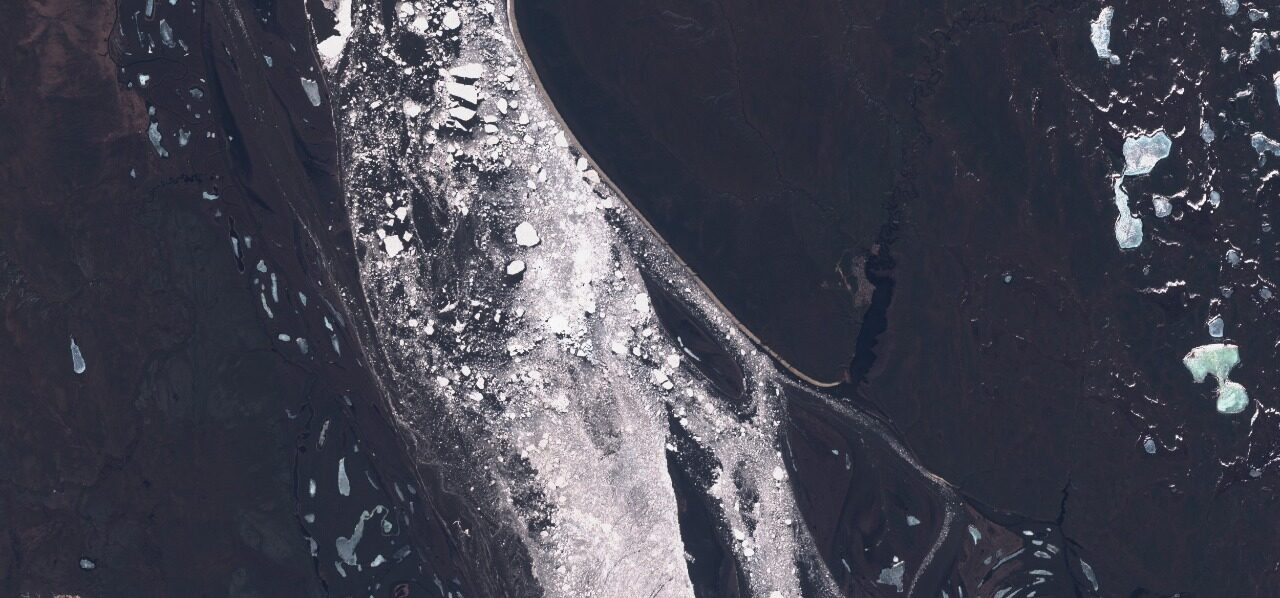 Ледоход на реке Лене достигнет Булунского района Якутии в ближайшие сутки