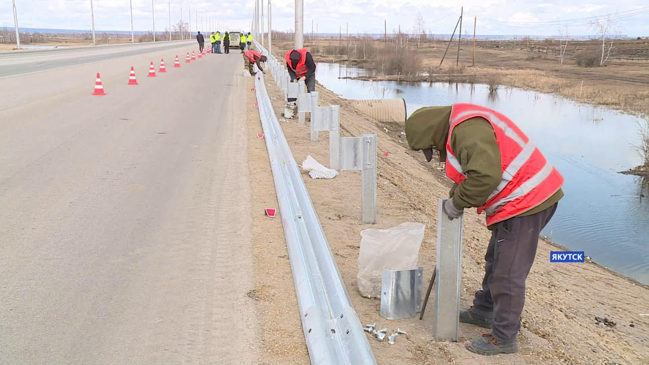 40 единиц спецтехники работают на капремонте автодороги «Нам» в Якутске