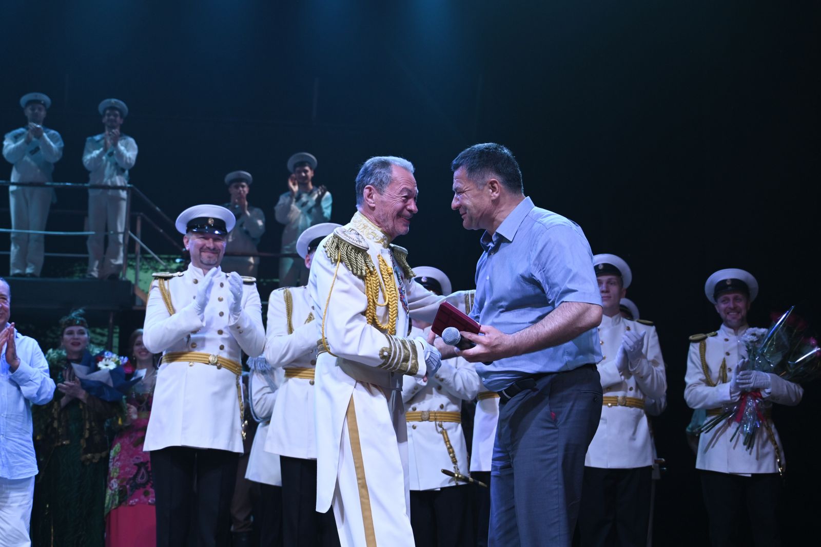 Спектакли Приморского театра Горького в Якутске посетили свыше 3,5 тыс зрителей