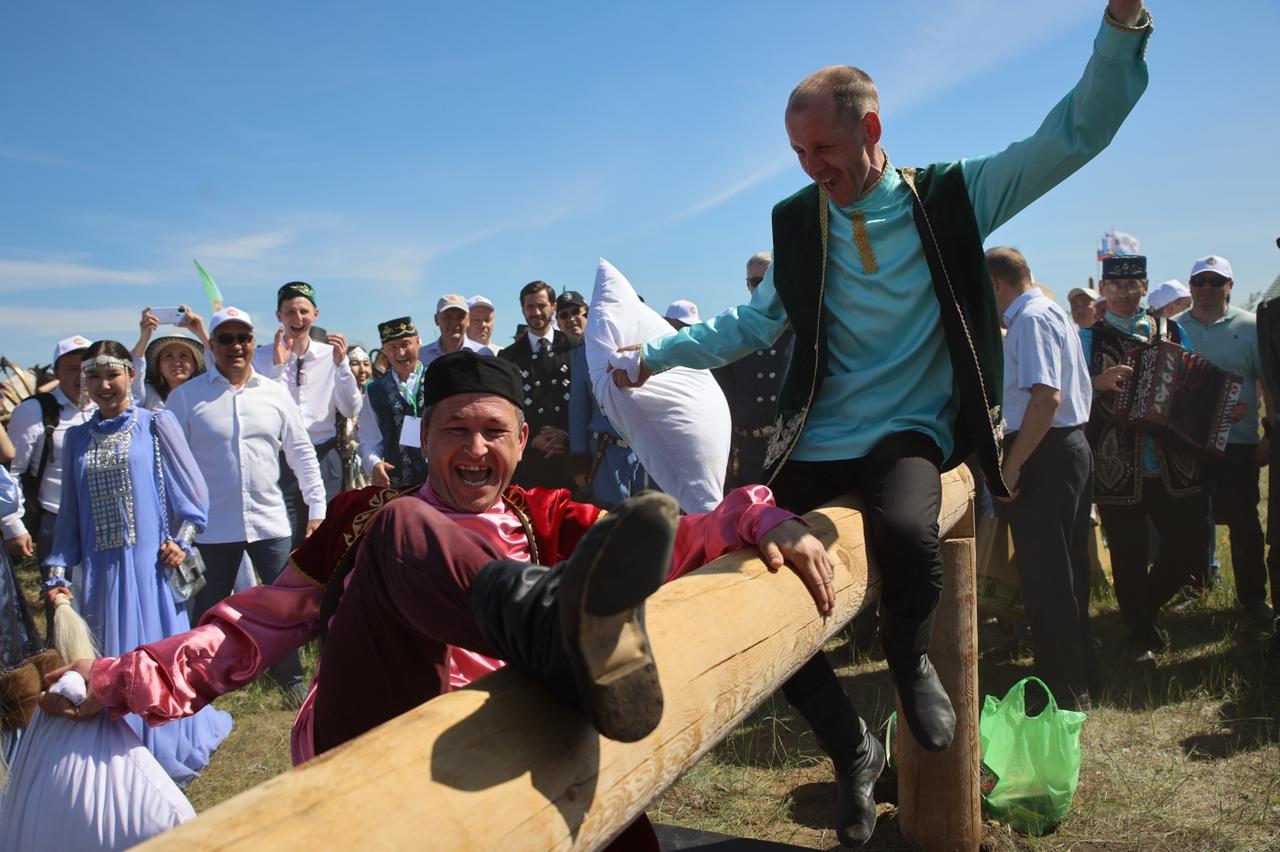 Татарский праздник Сабантуй впервые провели на Ысыахе в Якутске