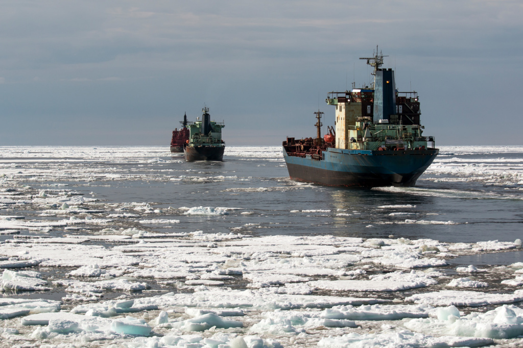 Участники ПМЭФ обсудят судостроение и судоремонт в Арктике