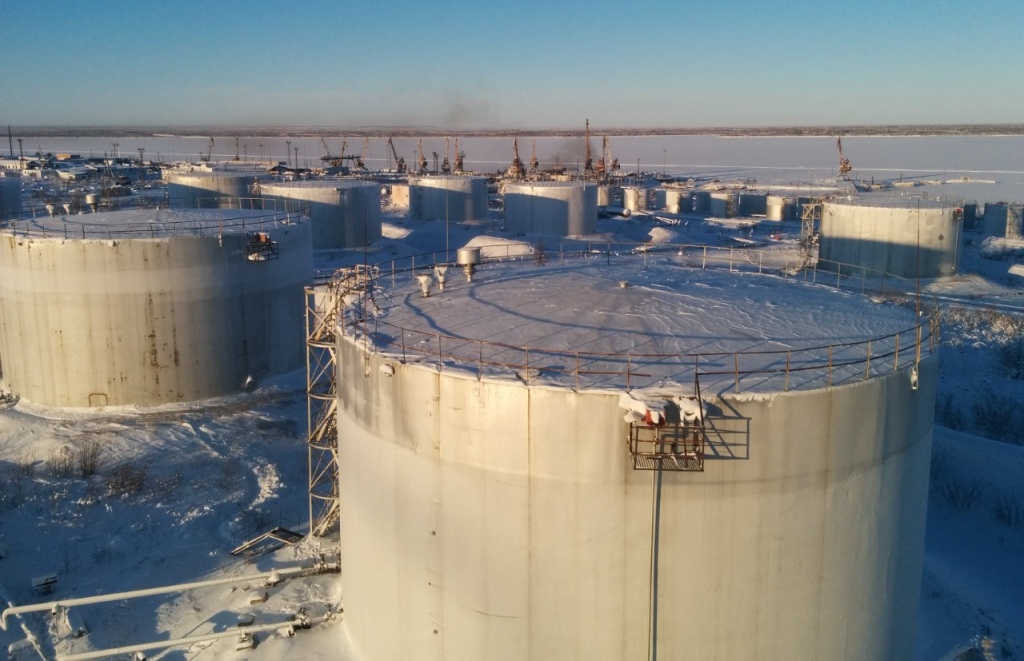Минвостокразвития поддержит Якутию в модернизации нефтебаз
