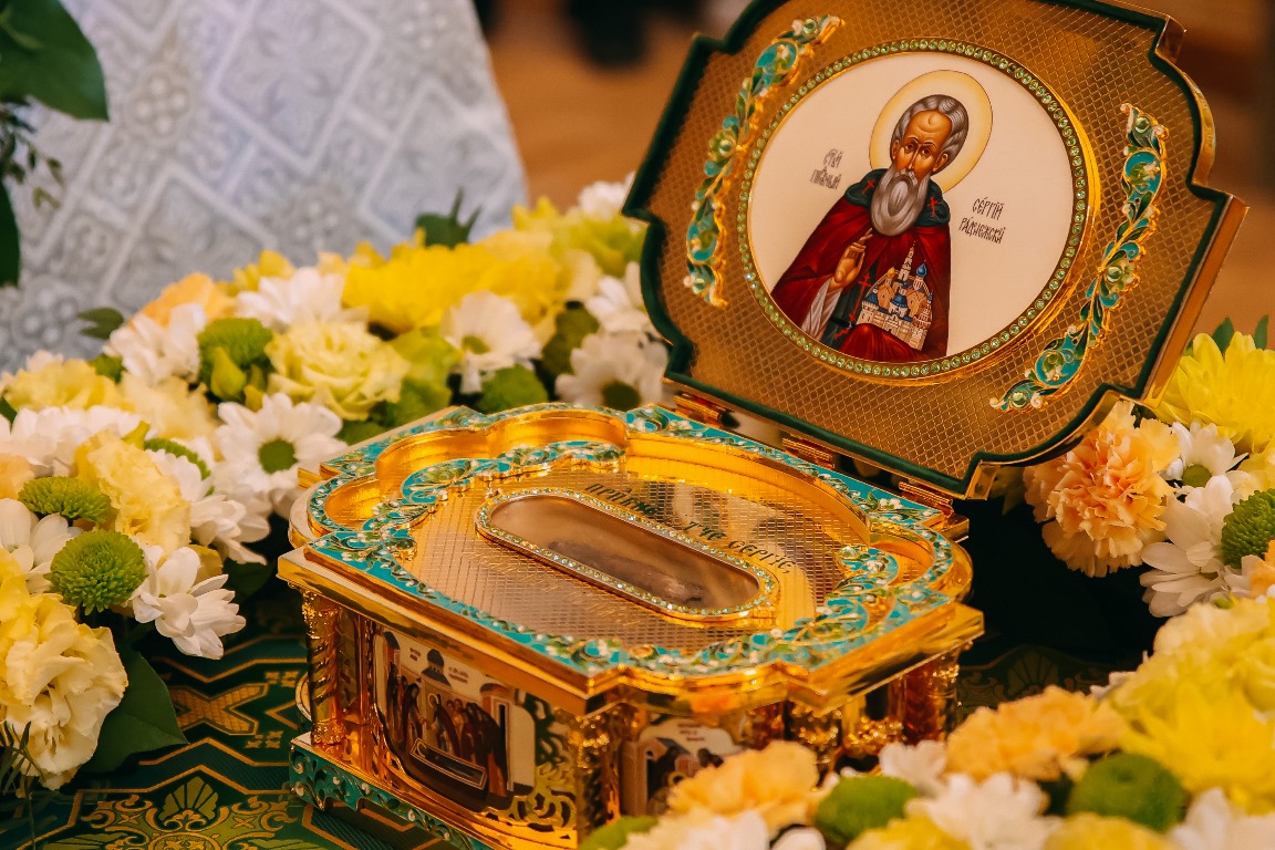 Ковчег со святыми мощами преподобного Сергия Радонежского прибыл в Якутск