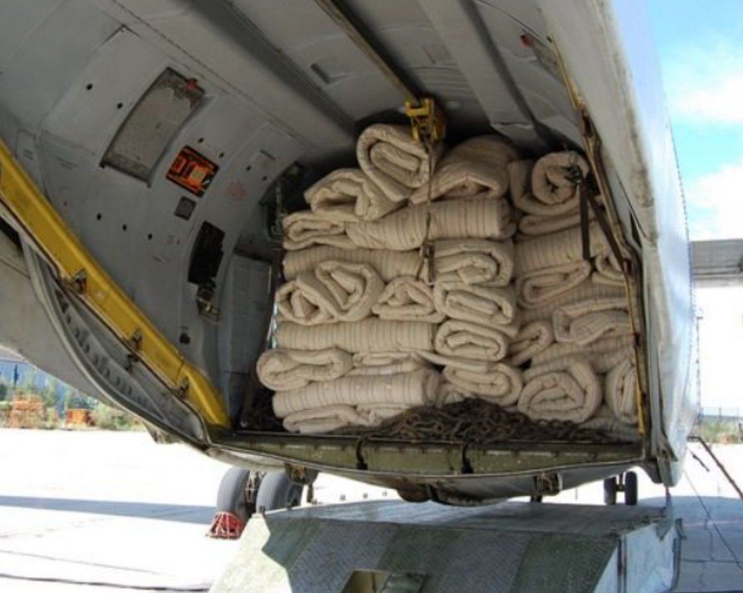 Гуманитарную помощь на сумму более 1,6 млн доставили в подтопленные села Якутии