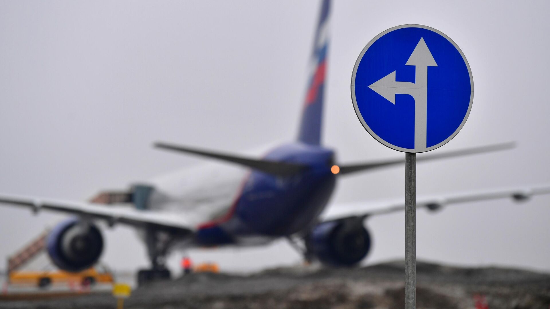 Ограничение полетов в аэропорты Юга и Центральной части РФ продлили до 23 августа