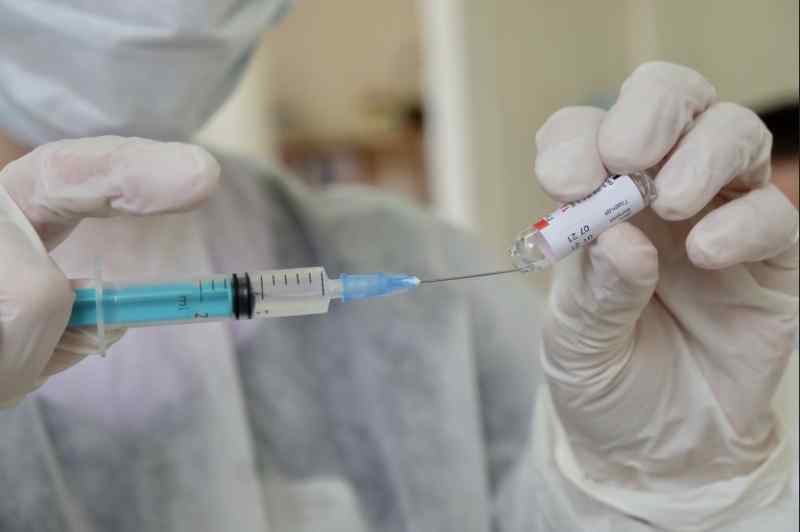 Почти 72% населения Якутии прошли ревакцинацию против коронавируса