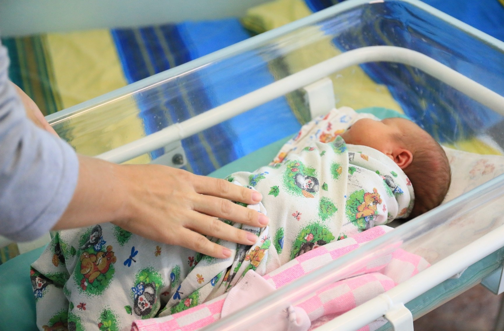 7,5 тыс детей родились в Якутии за восемь месяцев