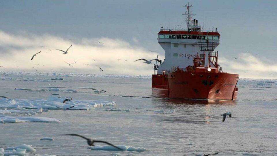 Порядка 100 тысяч тонн грузов завезут в арктические районы Якутии