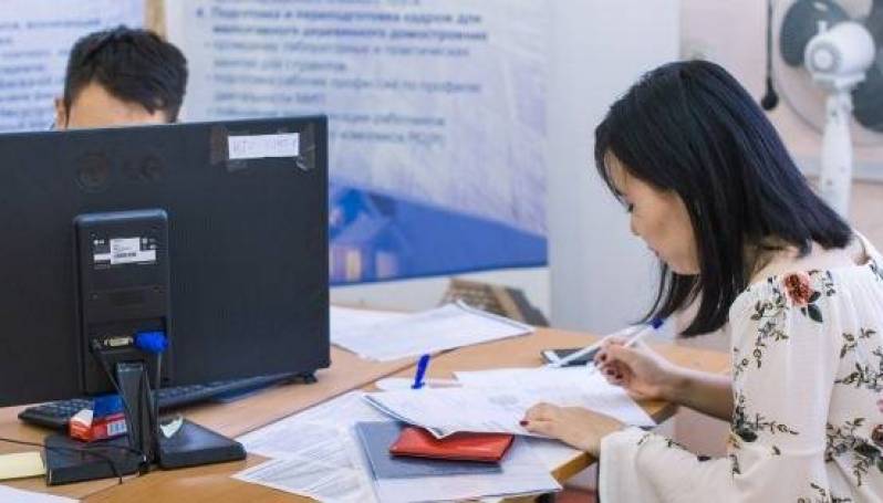Выпускники подали 19 430 заявлений в ссузы Якутии