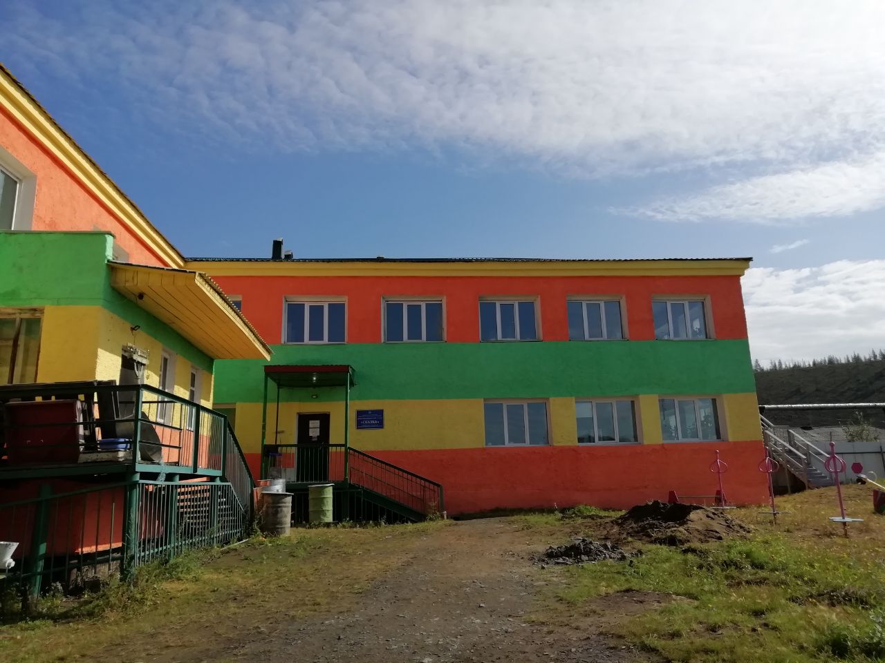 Свыше десяти школ ремонтируют в Верхоянском районе Якутии