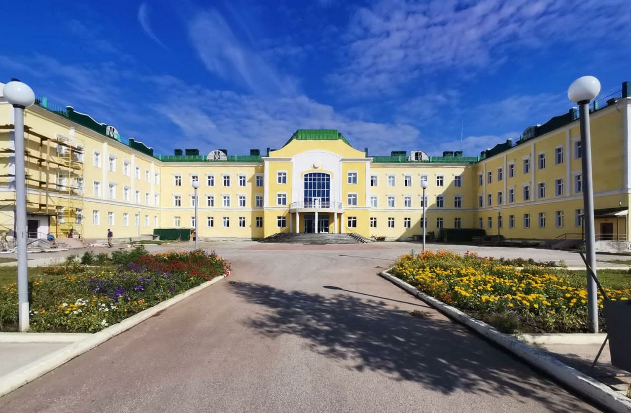 Десять школ обновили в Ленском районе Якутии к учебному году