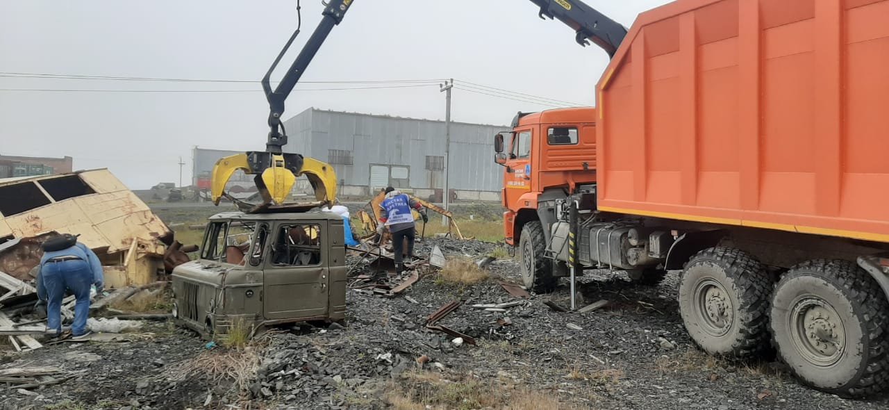 Проект по очистке от металлолома стартовал в Тикси в Якутии