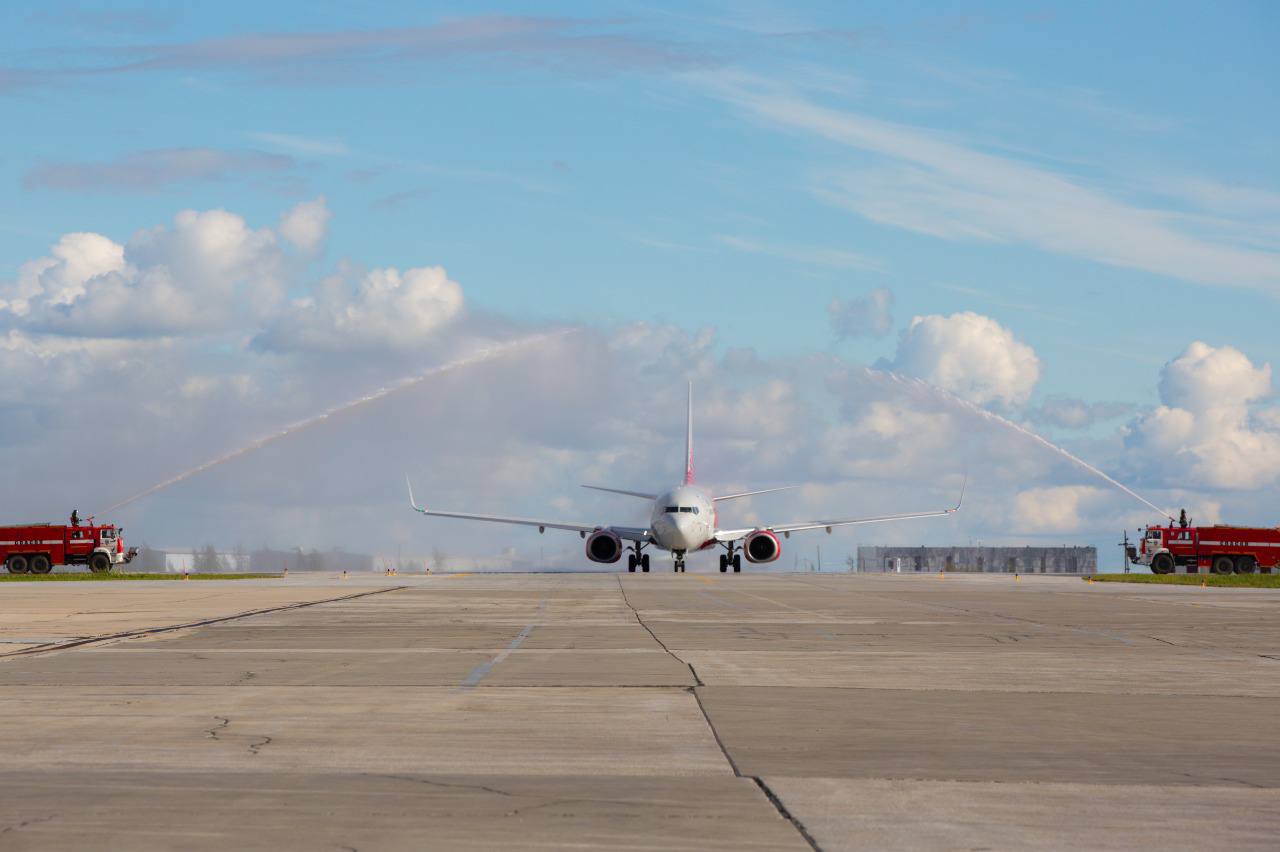 Самолет АК «Россия» впервые прибыл в аэропорт Якутска