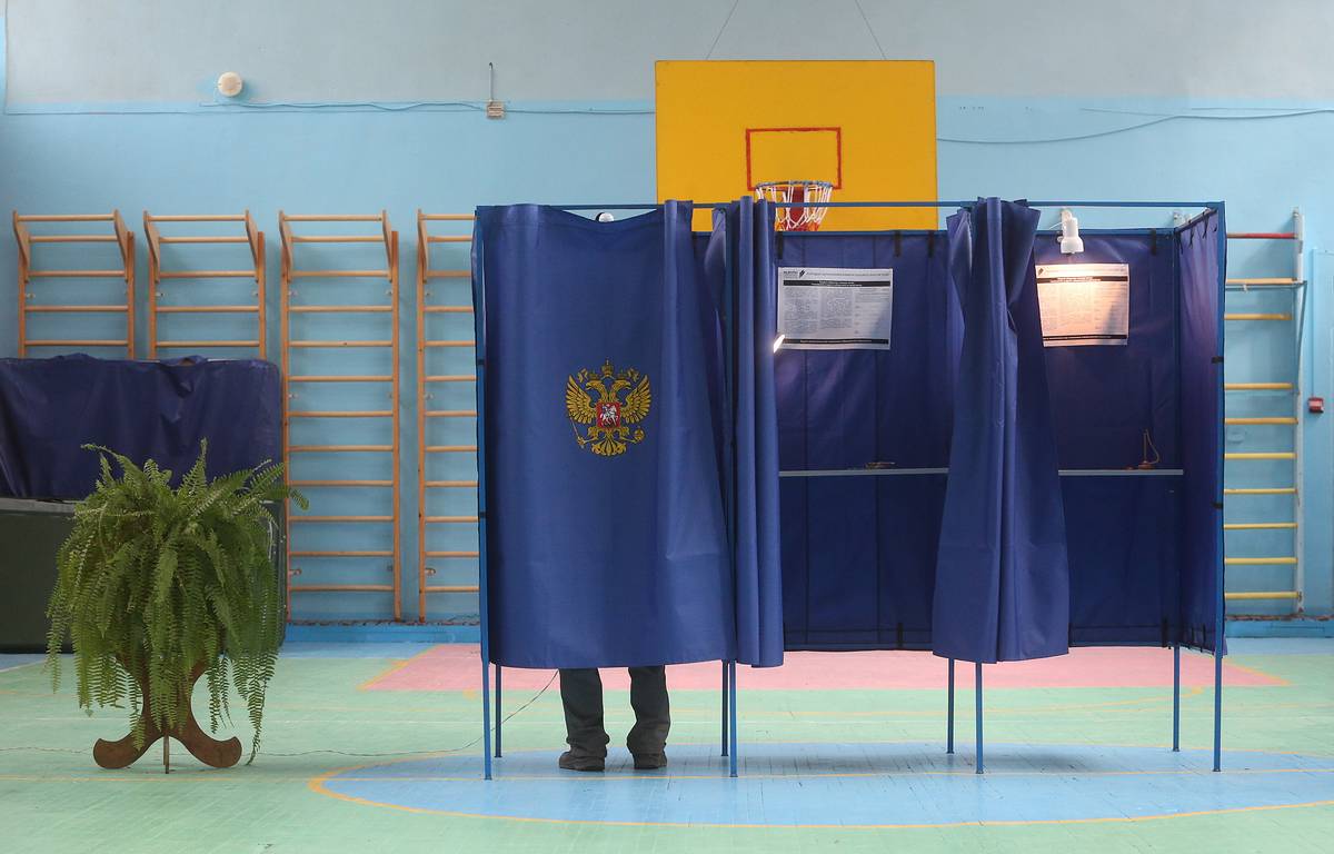 Избирательные участки для голосования открылись в Якутии