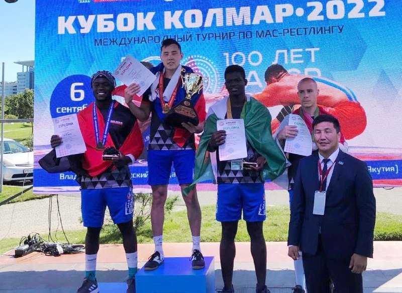 Якутянин Валерий Никаноров выиграл Кубок Колмара по мас-рестлингу