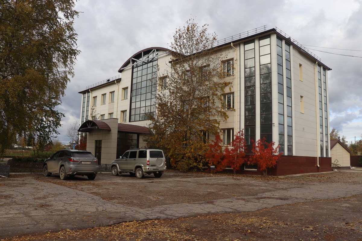Ремонт завершают в новом здании технологического техникума в Ленском районе Якутии