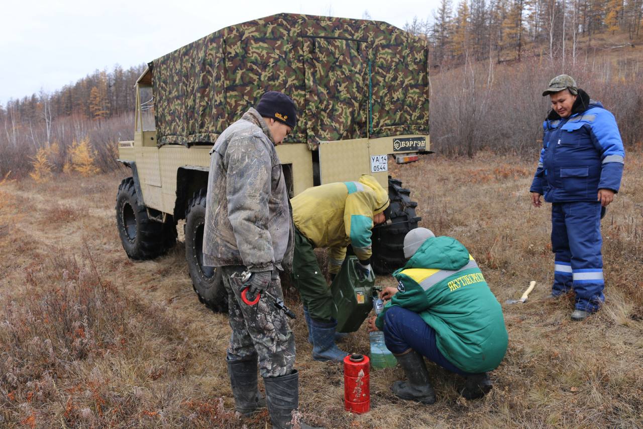 Контролируемые выжигания сухой травы проводят в 16 районах Якутии