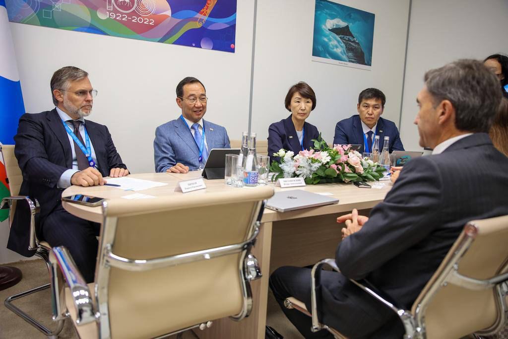 Стартовала работа Якутской делегации на ВЭФ-2022