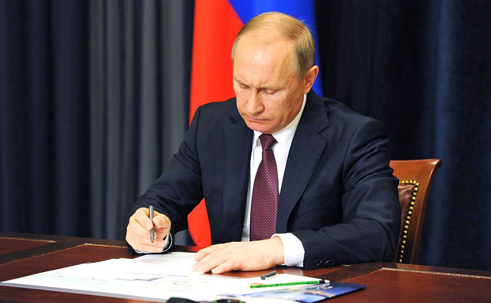 Владимир Путин назначил врио глав новых территорий