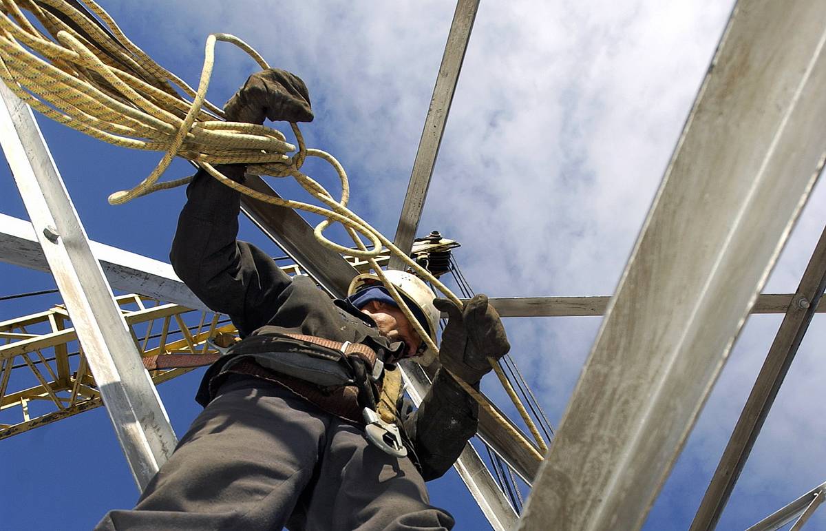 Энергоснабжение восстановили в Амгинском районе Якутии