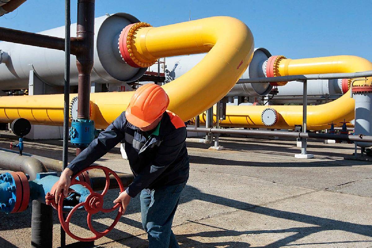 Почти все страны ЕАЭС согласовали переход на оплату российского газа в рублях