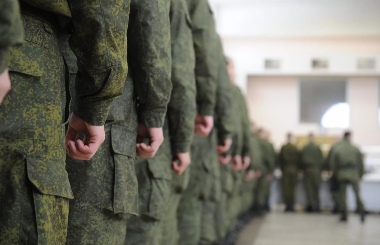 Более 300 ошибочно мобилизованных мужчин вернулись в Якутию