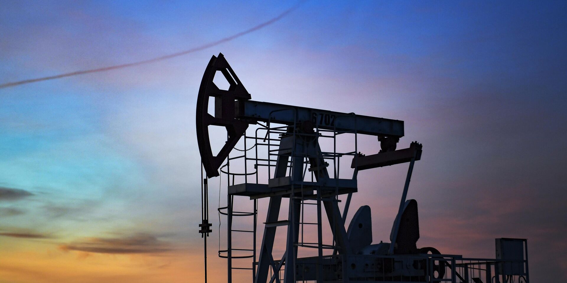 Александр Новак: Россия не будет поставлять нефть тем, кто установит потолок цен