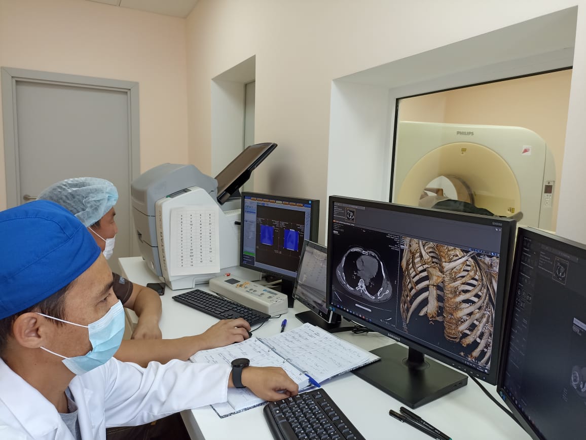 Более 700 исследований провели на новом компьютерном томографе в ЦРБ Горного района Якутии