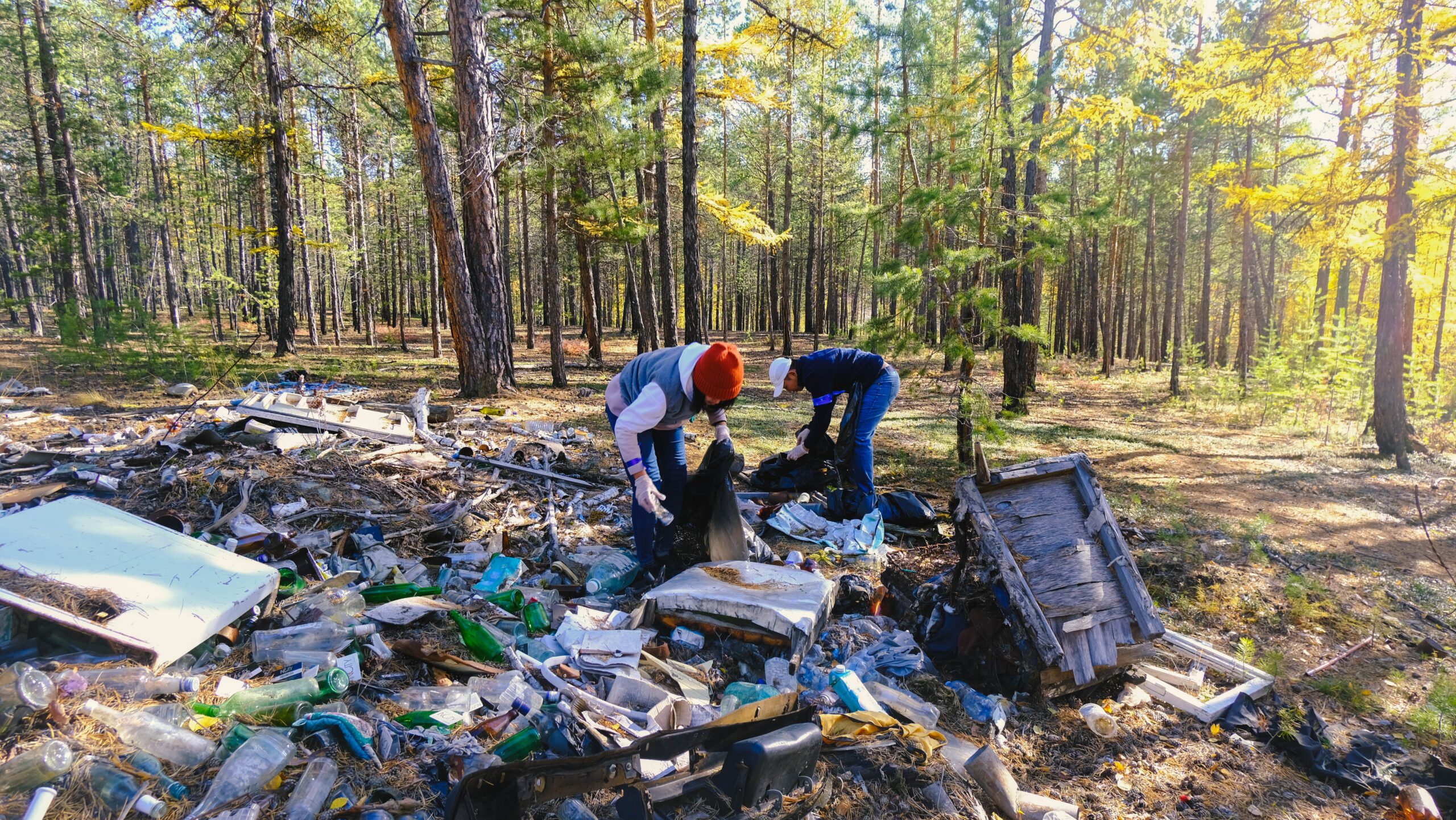 Свыше 169 тыс кубометров мусора убрали на субботниках в Якутии