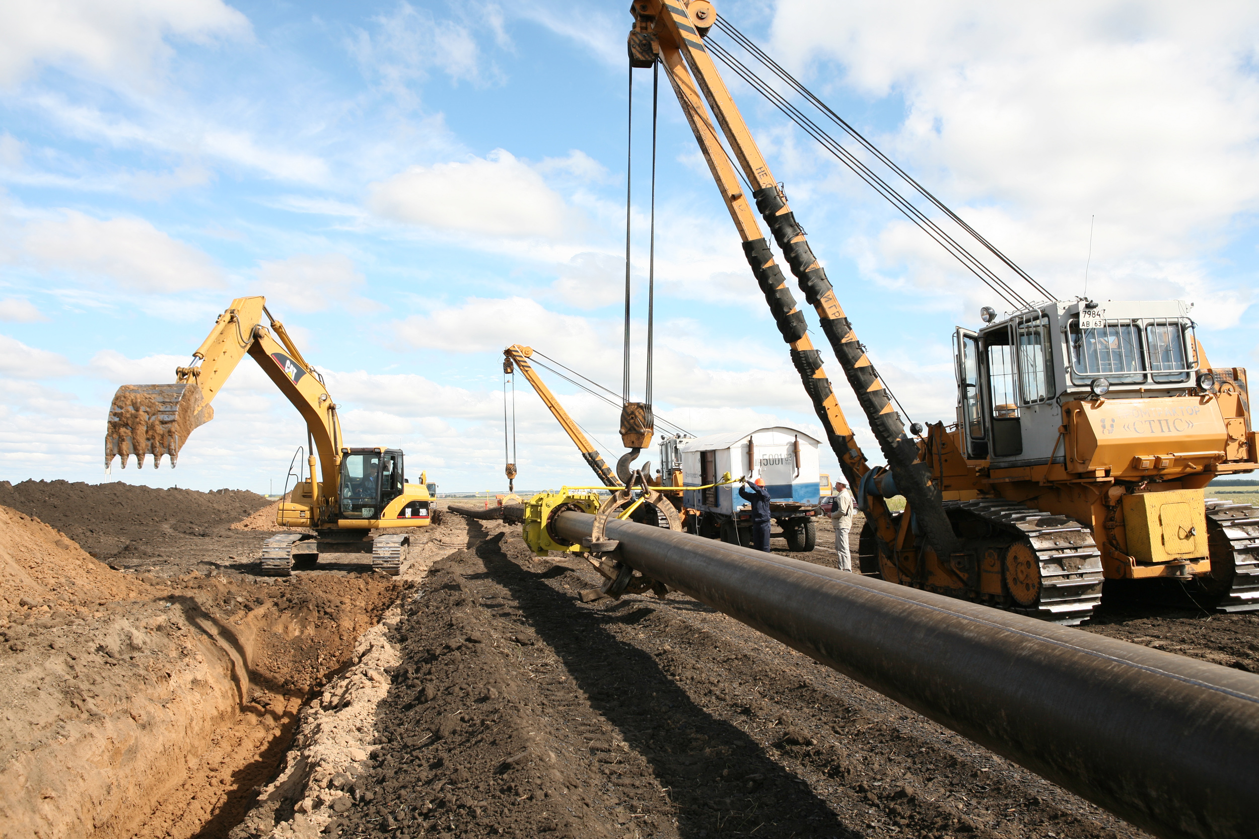 Более 2,8 тысяч газопроводов провели к земельным участкам по соцпрограмме в Якутии