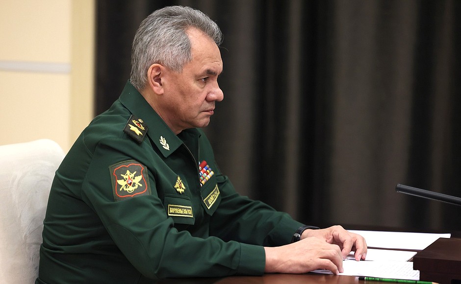 Министр обороны РФ доложил президенту о завершении мероприятий частичной мобилизации
