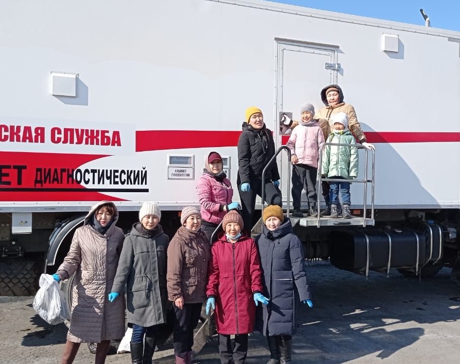 Более 300 человек обследовали на мобильном комплексе в Верхоянском районе Якутии