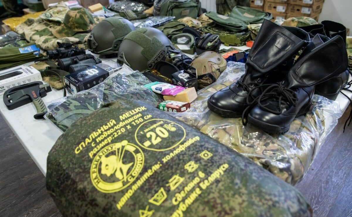 Якутия закупит дополнительное оснащение и снаряжение для военнослужащих на фронте