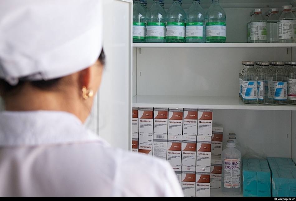 Якутским медучреждениям помогут централизованно закупить лекарства в 2023 году