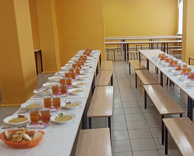 Все школы Якутска обеспечили бесплатным питанием учащихся из семей участников СВО