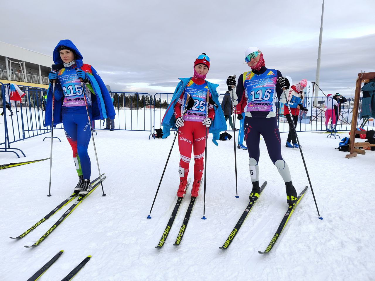 Свыше 80 спортсменов участвуют во всероссийских соревнованиях по лыжным гонкам в Алдане