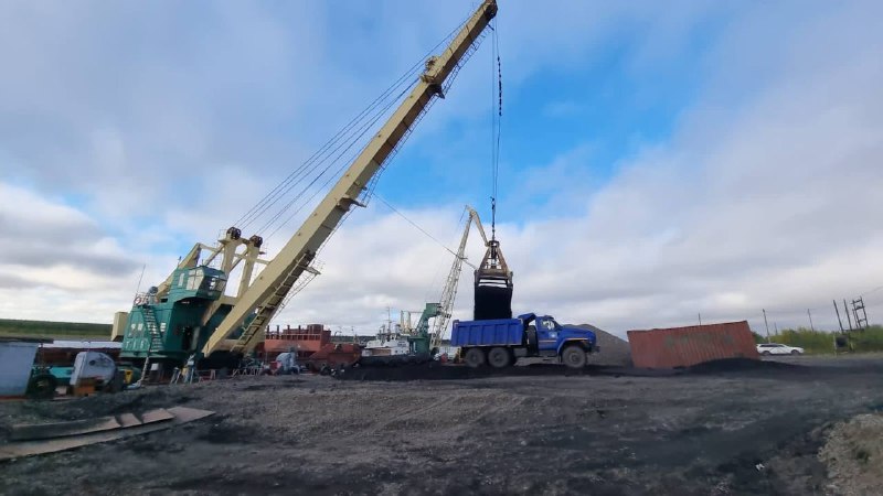 Сахаэнерго завершило завоз топлива в отдаленные районы Якутии