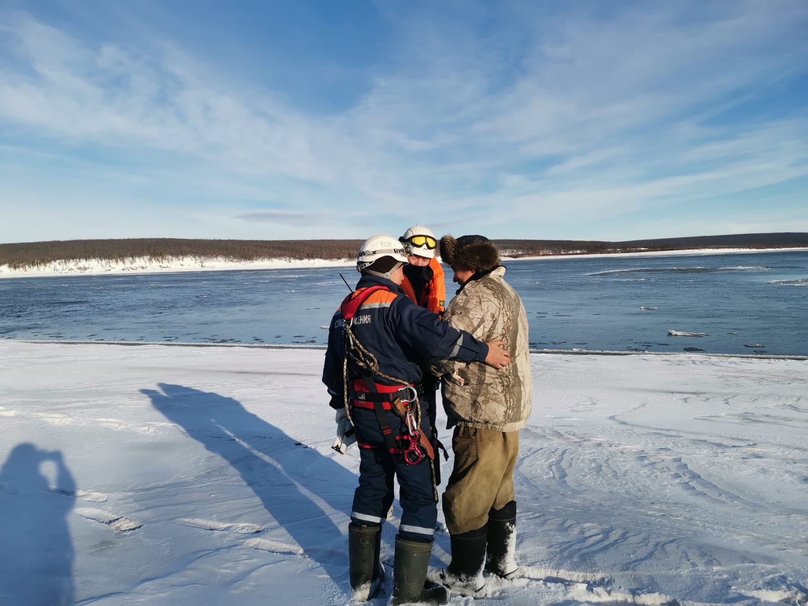 Спасатели нашли пропавшего мужчину на реке Колыма Якутии