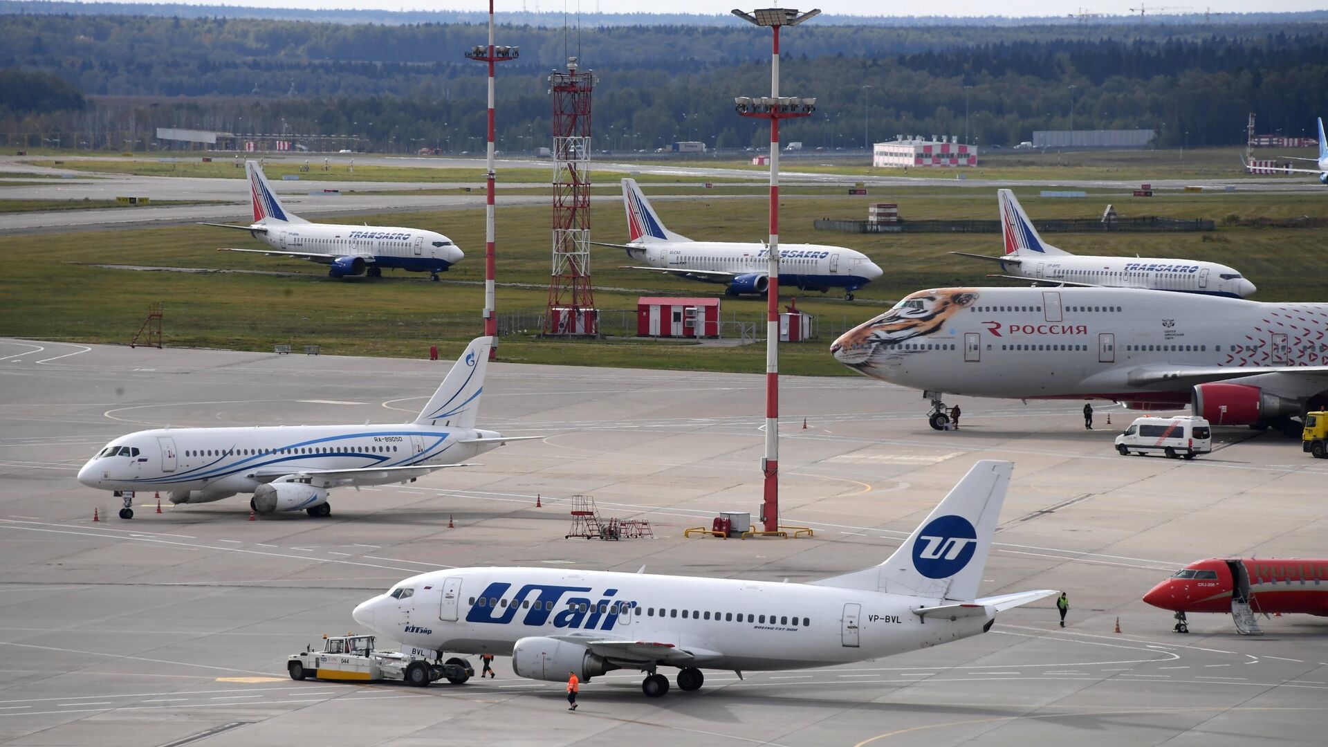 Ограничение полетов в аэропорты Юга и Центральной части РФ продлили до 27 ноября