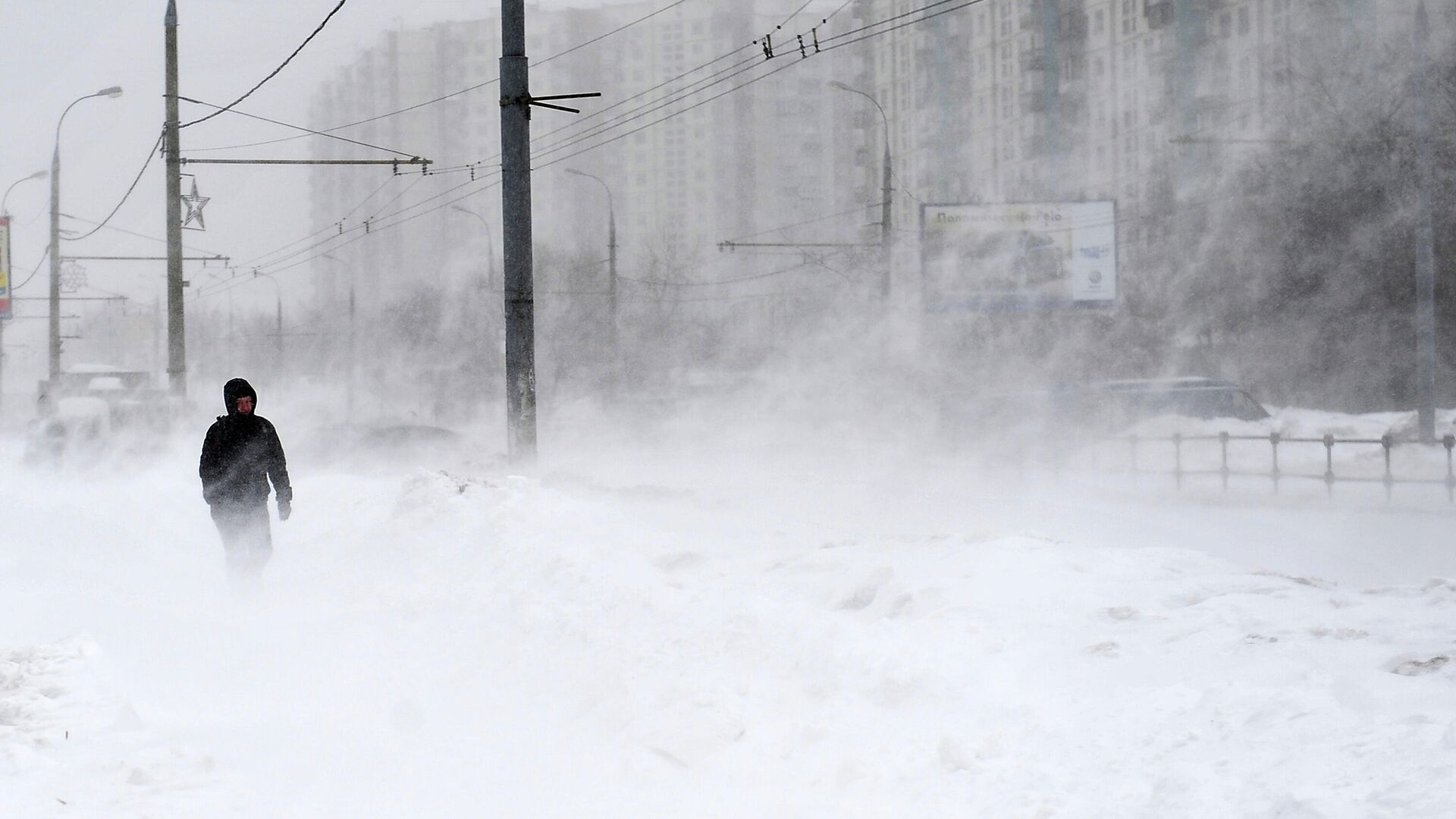 Сильный ветер до 15-20 м/с прогнозируют в Нерюнгринском районе Якутии 30 ноября
