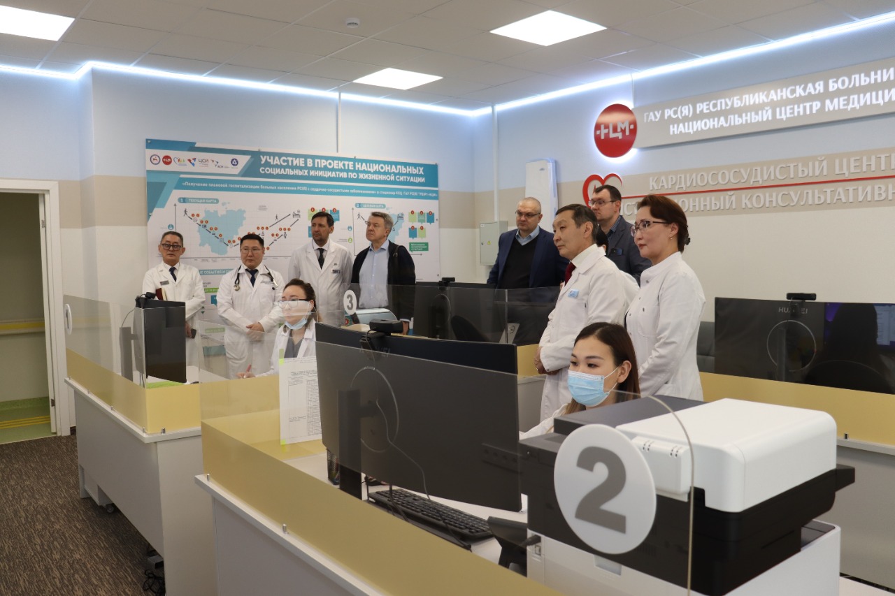 Операции по эмболизации маточных артерий впервые провели в кардиососудистом центре Якутии