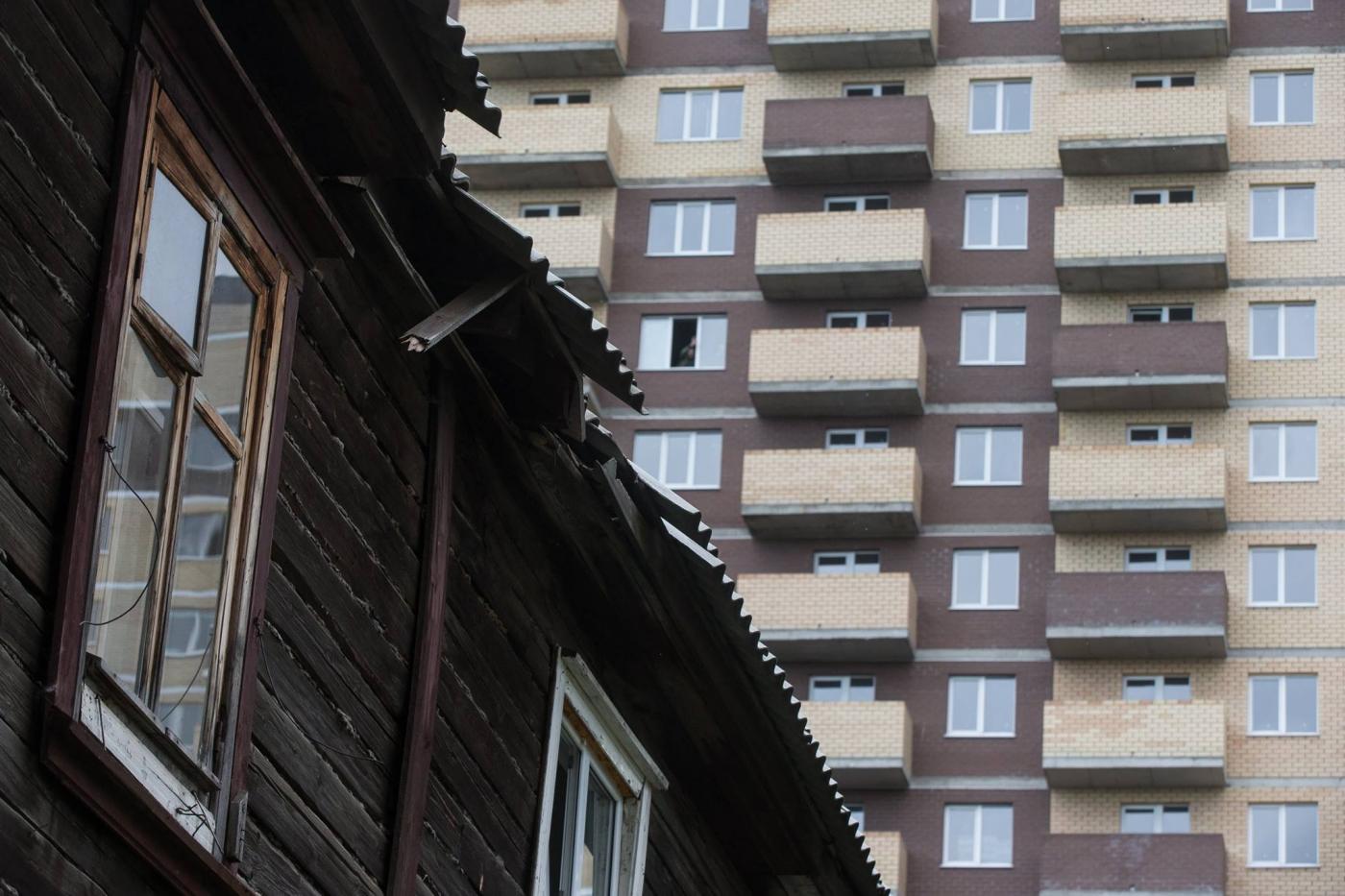 Почти 16 тысяч человек планируют расселить из аварийного жилья в Якутии в 2023 году