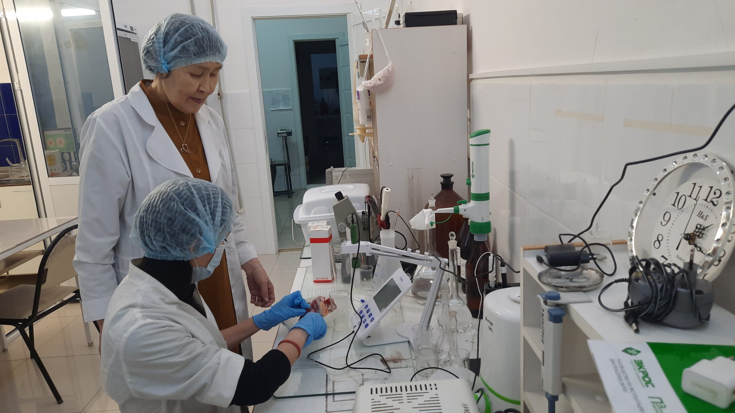 Продукции Крестьянского рынка Якутска проходят ветеринарно-санитарную экспертизу