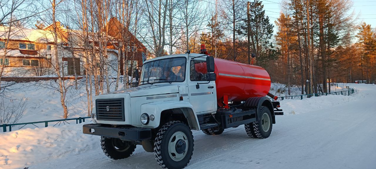 Новую водовозку приобрели в селе Иенгра в Якутии
