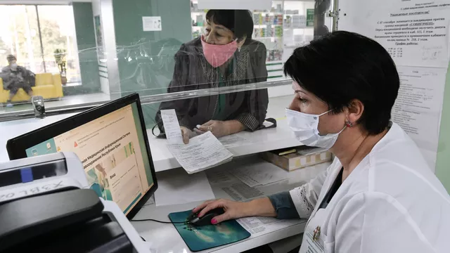Поликлиники и больницы РФ начнут бесплатное тестирование на грипп