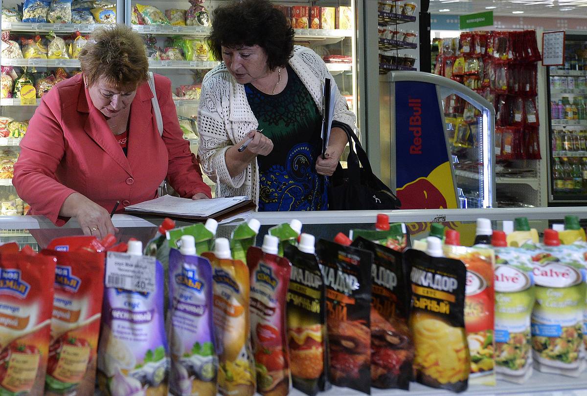 Траты россиян в декабре на новогодние продукты выросли на 13%