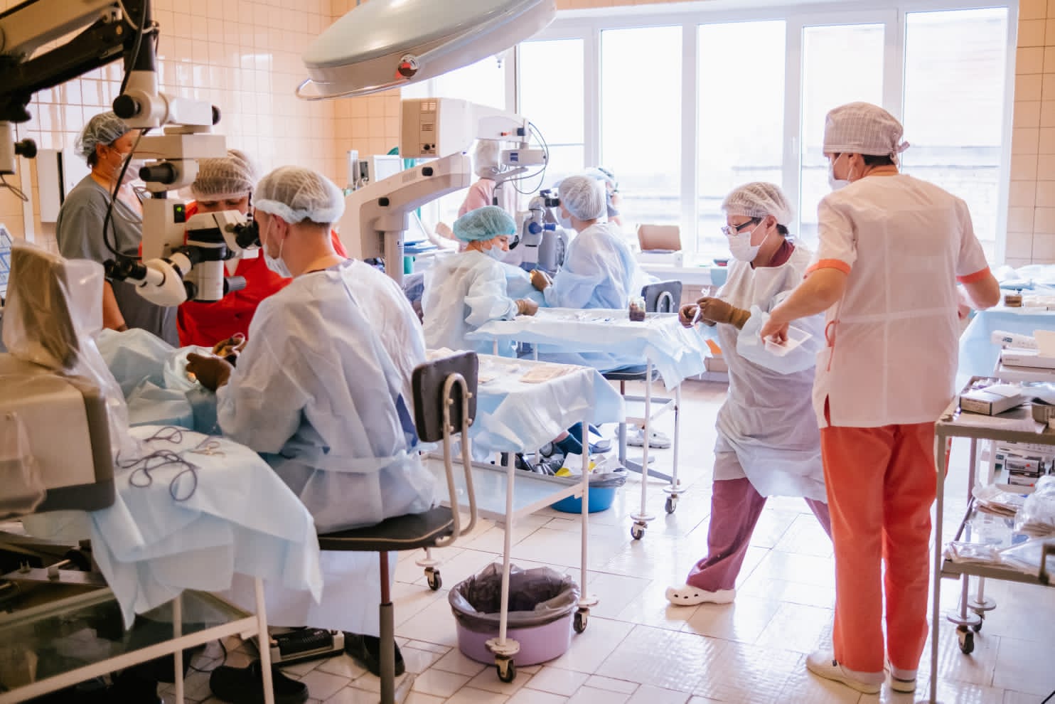 Бригада якутских офтальмологов провела порядка 100 операций в ДНР